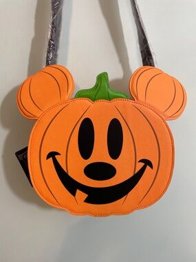 Disney Loungefly Mickey Mouse Pumpkin Crossbody Purse Halloween
